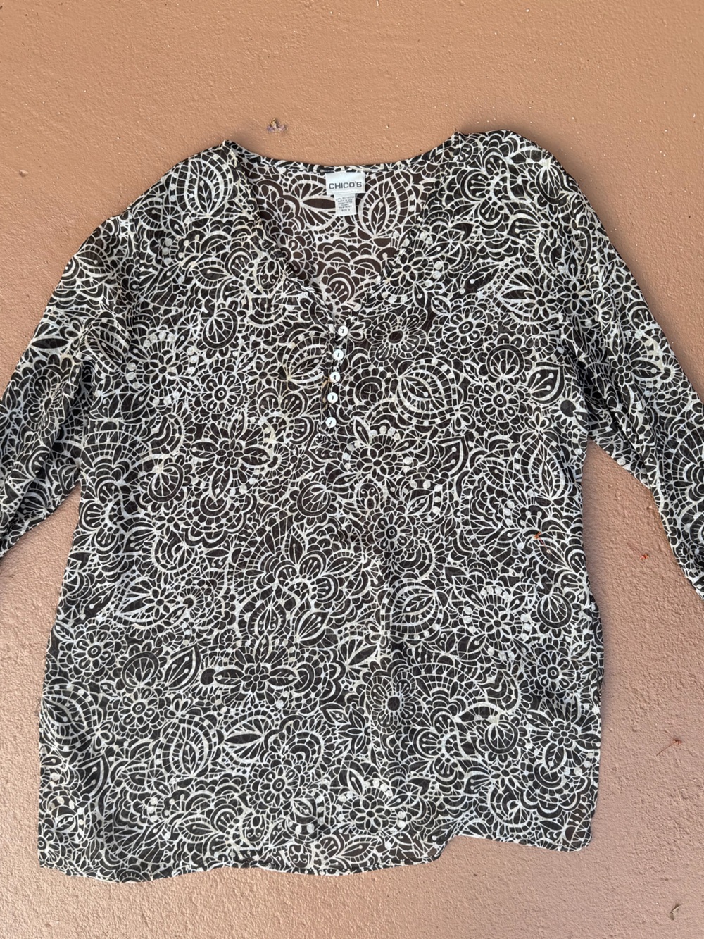 Chico's Black & White Floral Print Henley Tunic